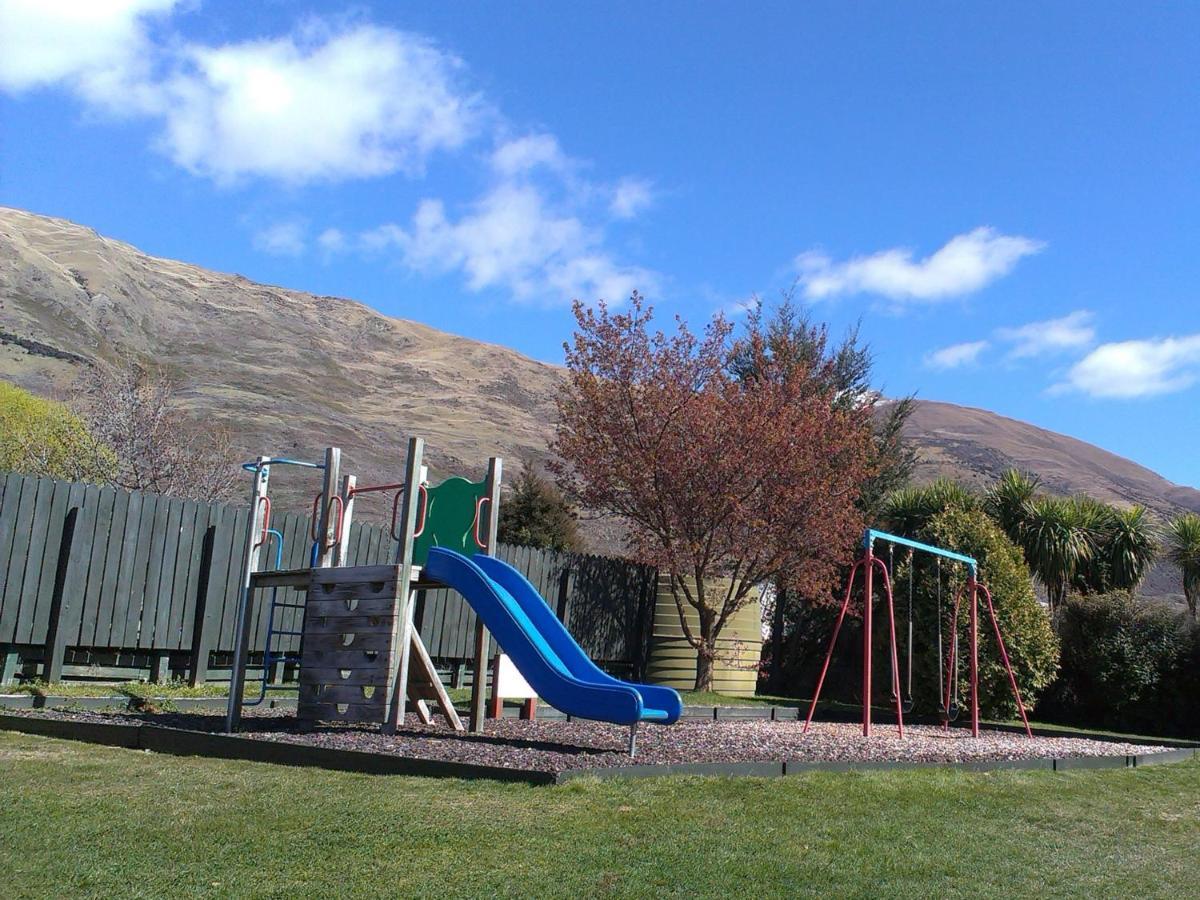 Wanaka Top 10 Holiday Park Exterior foto