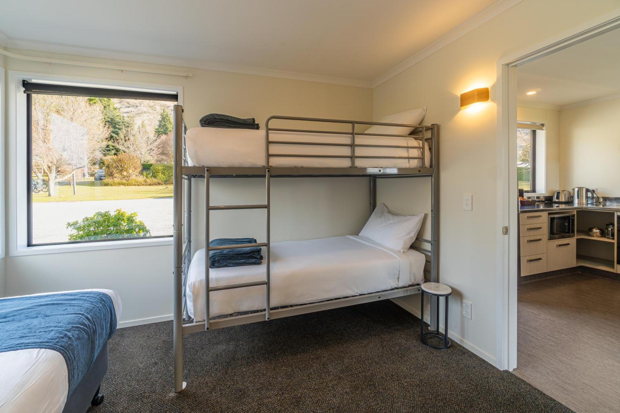 Wanaka Top 10 Holiday Park Exterior foto