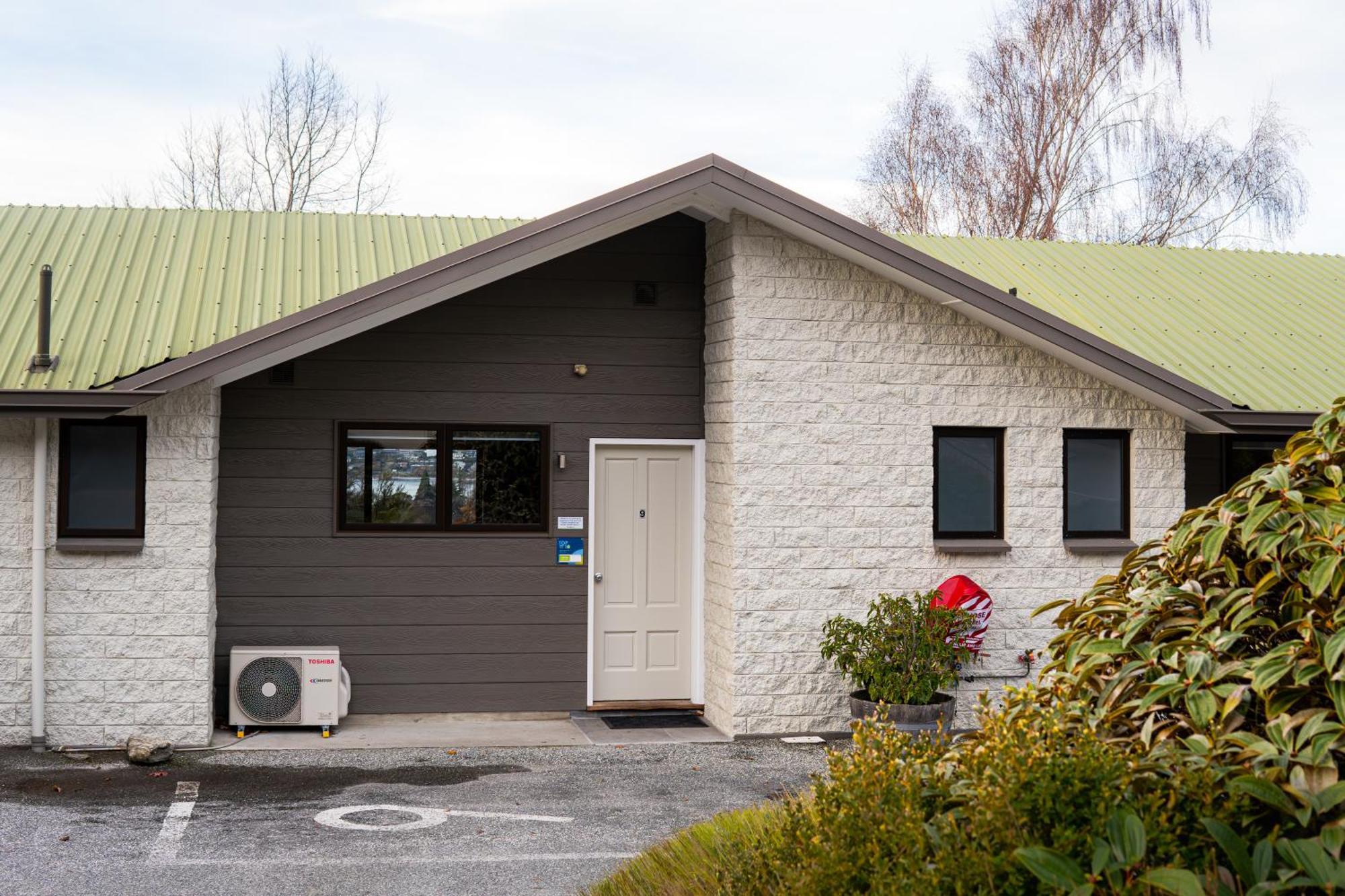 Wanaka Top 10 Holiday Park Exterior foto